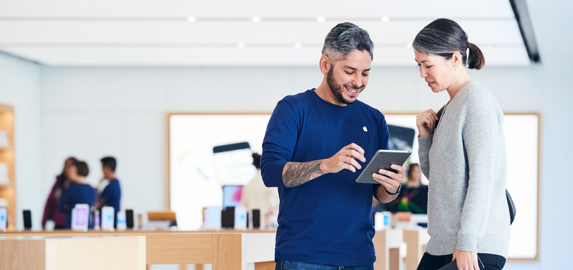¿Por qué los "genios" de Apple parecen tan felices de aceptar un salario más bajo?