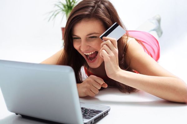 Compras online en 2023: el 73% de los consumidores encuentran los precios online más baratos