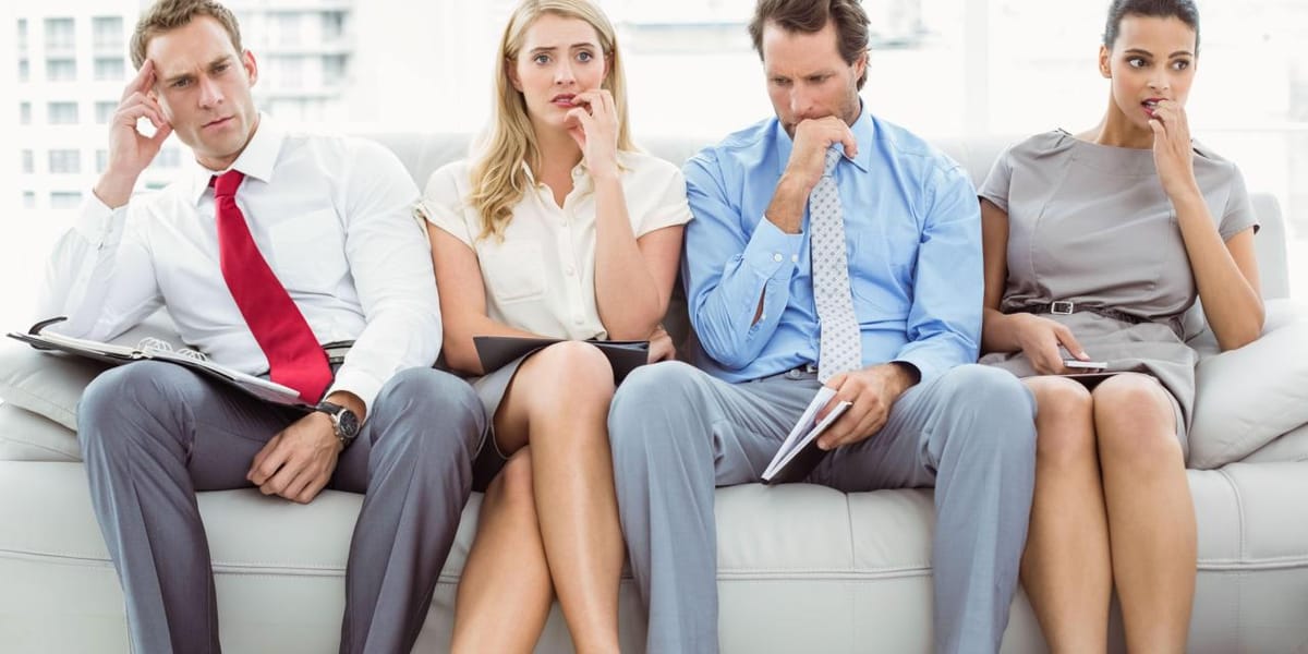 10 palabras que JAMÁS debes usar para describirte durante una entrevista Post feature image