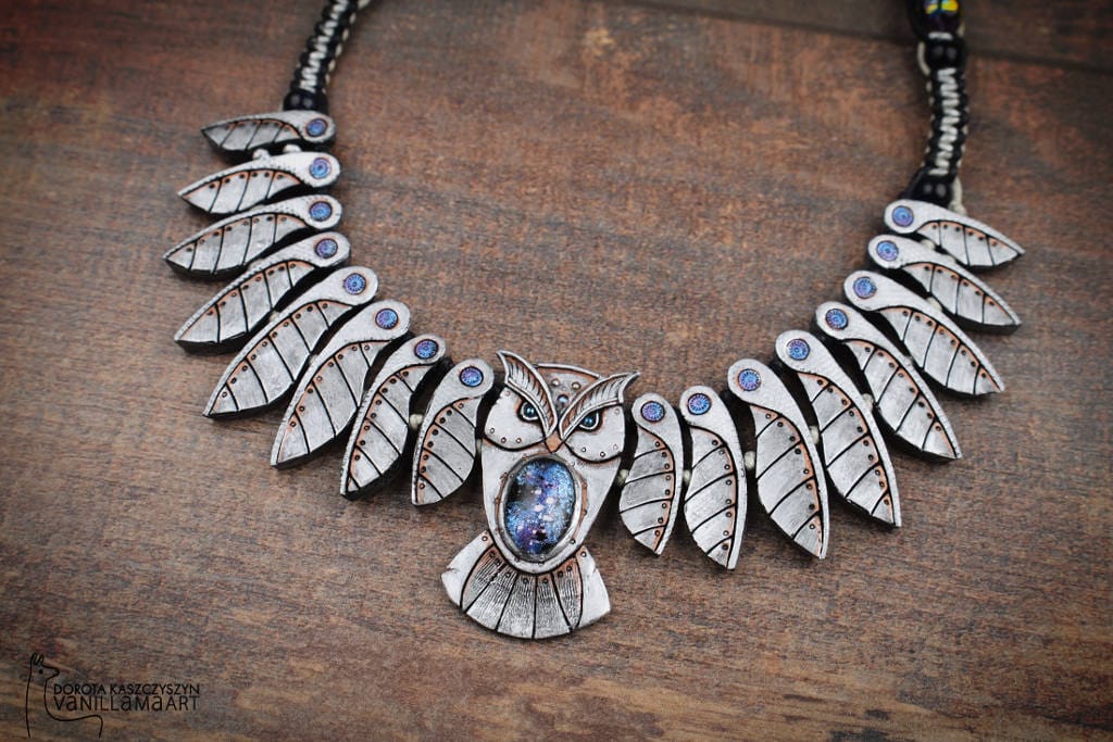 Piezas únicas de joyería inspiradas en la fantasía y la naturaleza Post feature image