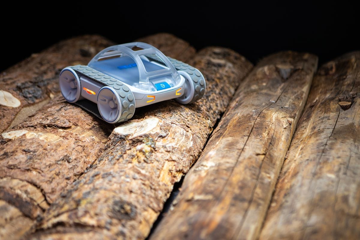 ¿Quieres el robot más personalizable que existe? Te presentamos el Sphero RVR Post feature image