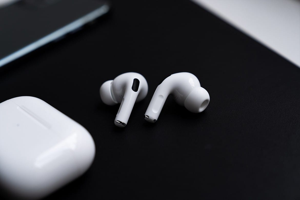Revisión a profundidad de los Apple AirPods Pro: diseño ágil y sonido deslumbrante Post feature image