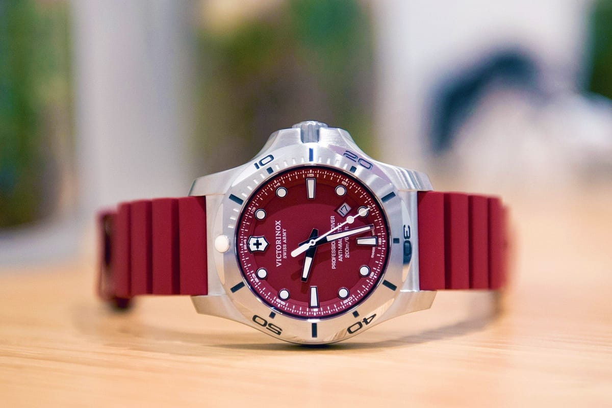 Los 10 mejores relojes de buceo para hombres que no te dejarán en la ruina Post feature image