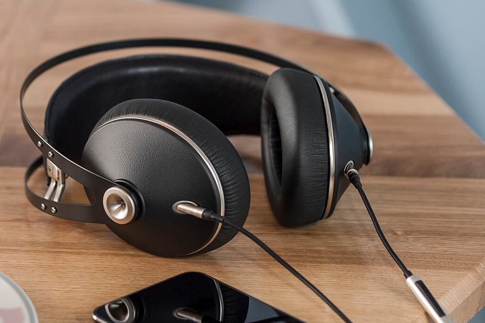 Los 15 mejores audífonos por debajo de 200 dólares. Post feature image