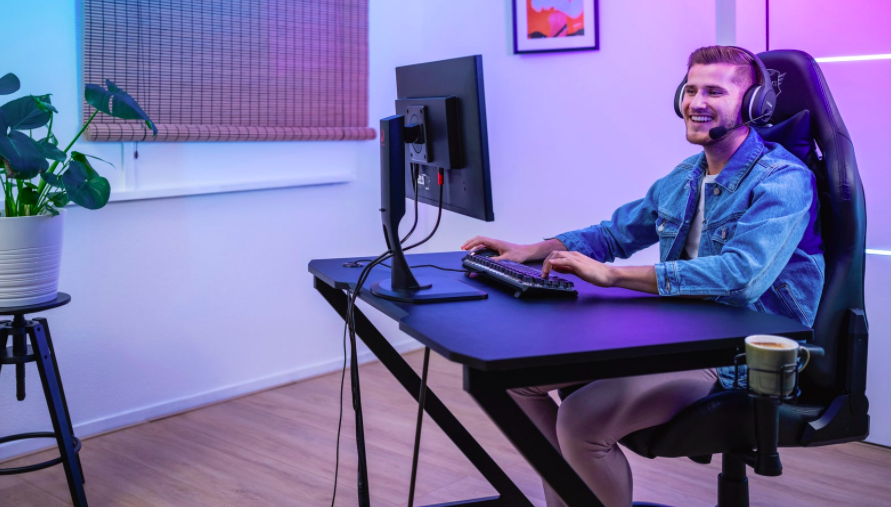 Gadgets y accesorios de escritorio imprescindibles para gamers en 2022. Post feature image
