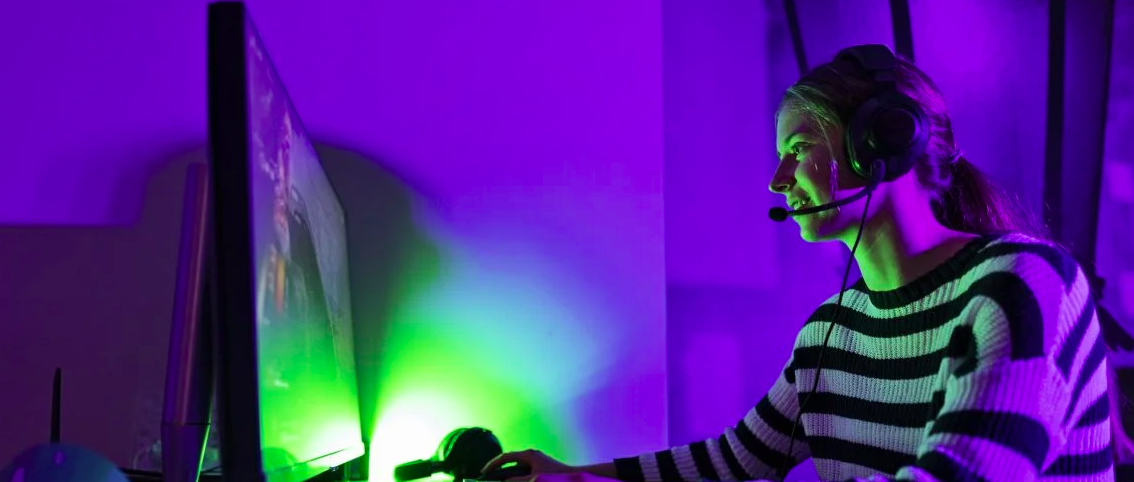 Cómo mejorar tu postura al jugar videojuegos. Post feature image