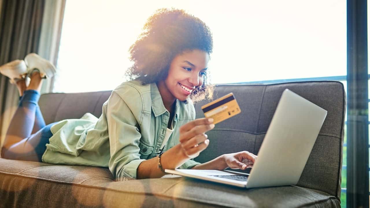 Lo que hay que saber antes de comprar algo en línea Post feature image