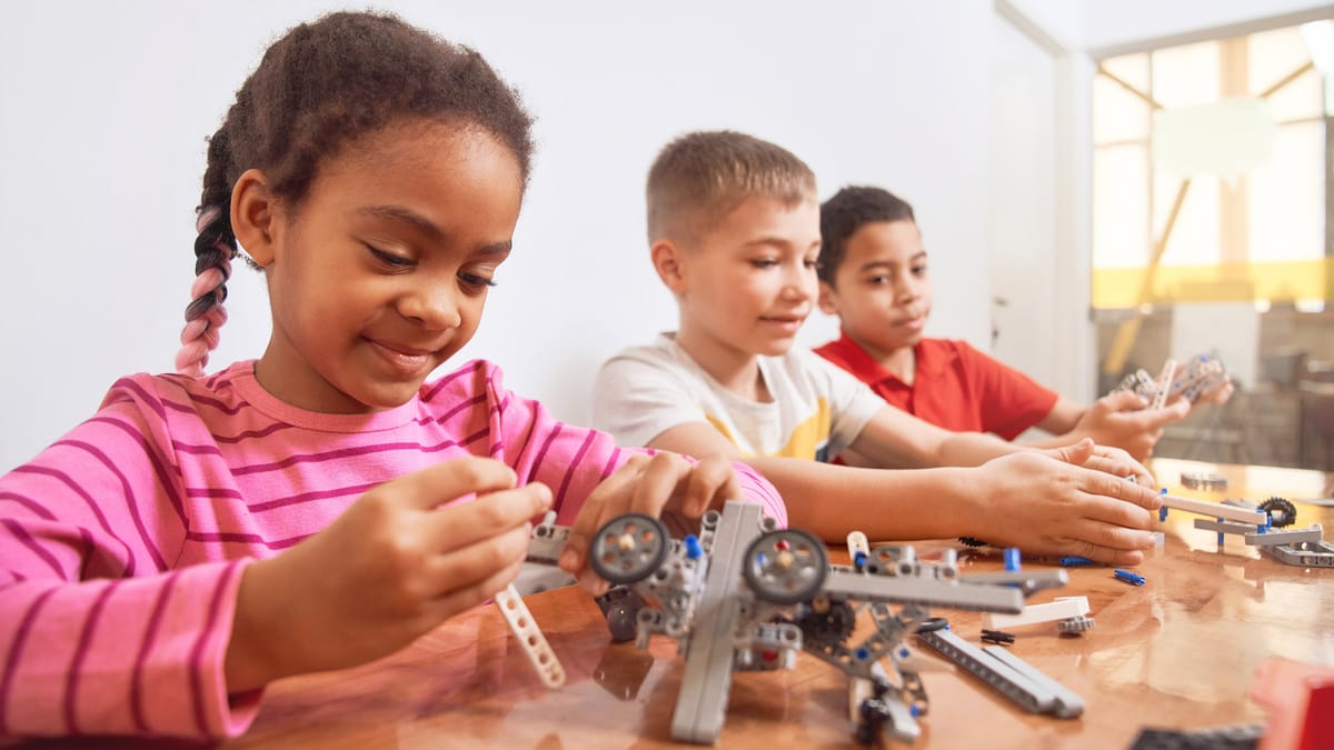 Regalos educativos para niños de 6 a 9 años: ideas que estimulan creatividad y aprendizaje Post feature image