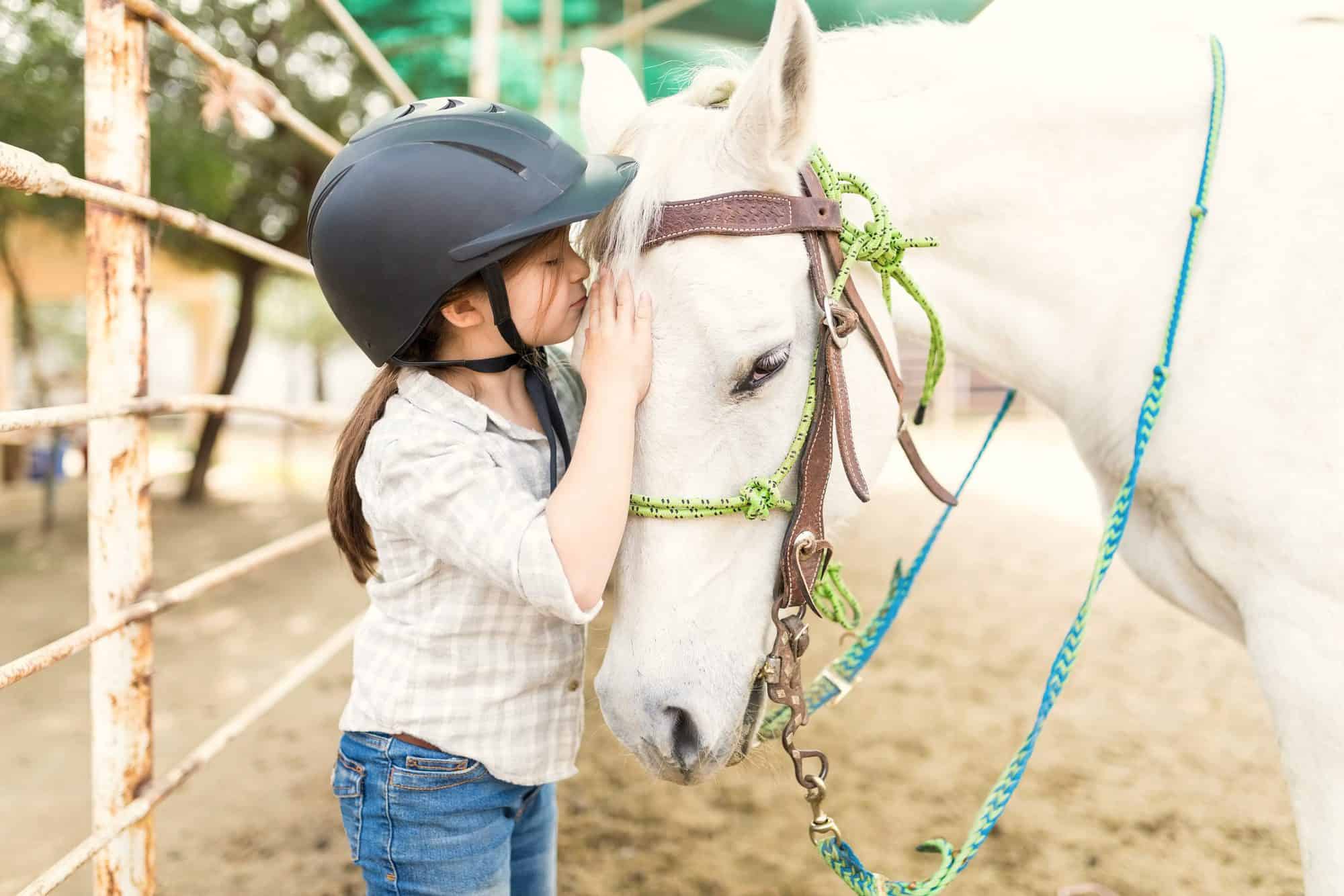 Por Qué la Equitación es el Deporte Ideal para los Niños