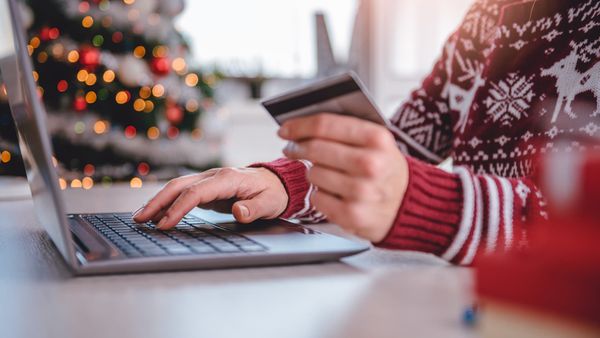 9 consejos para compras navideñas seguras en línea.